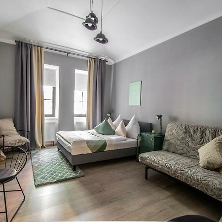 Stylish Apartments Close To Eden Garden プラハ エクステリア 写真