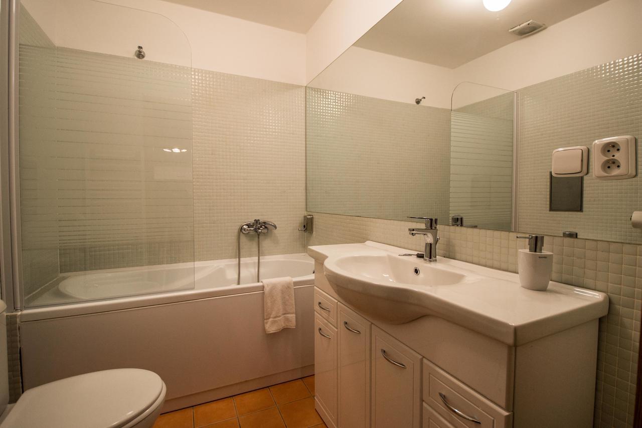 Stylish Apartments Close To Eden Garden プラハ エクステリア 写真