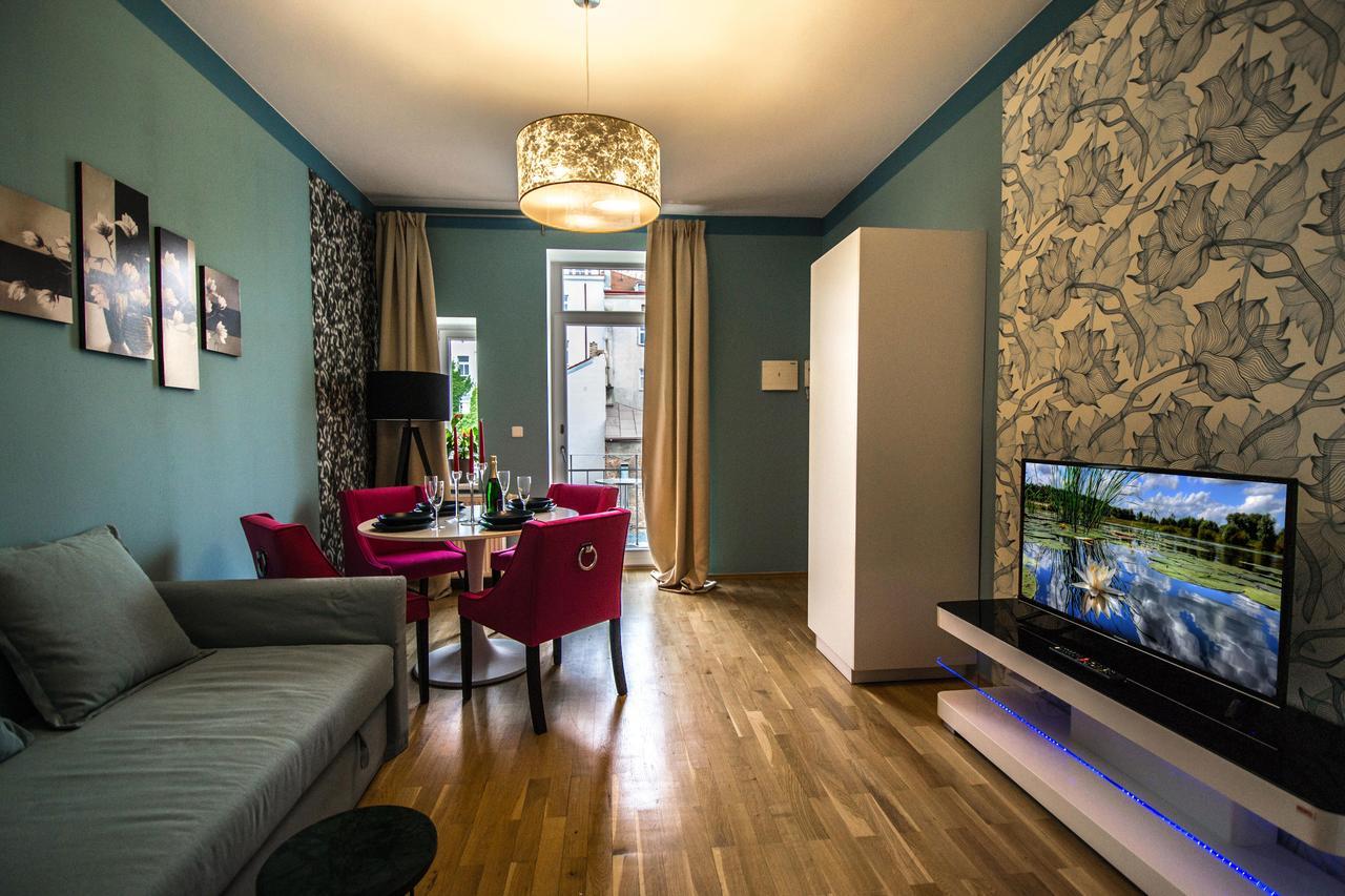 Stylish Apartments Close To Eden Garden プラハ エクステリア 写真