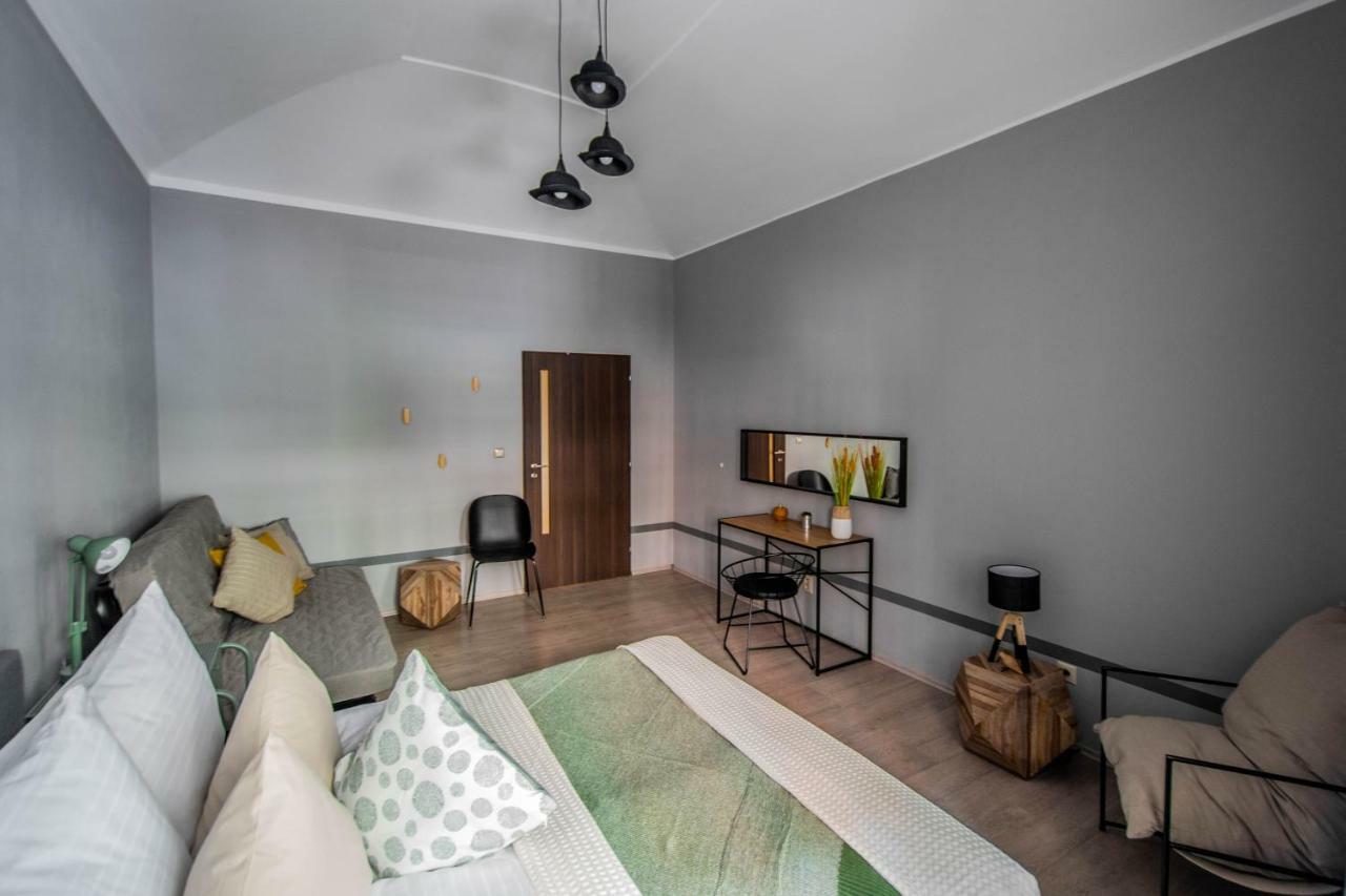 Stylish Apartments Close To Eden Garden プラハ エクステリア 写真