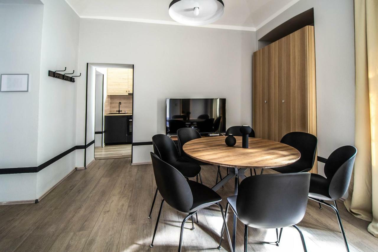 Stylish Apartments Close To Eden Garden プラハ エクステリア 写真