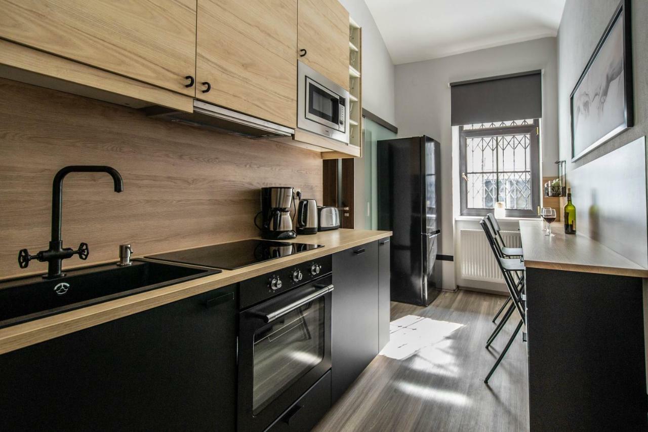 Stylish Apartments Close To Eden Garden プラハ エクステリア 写真