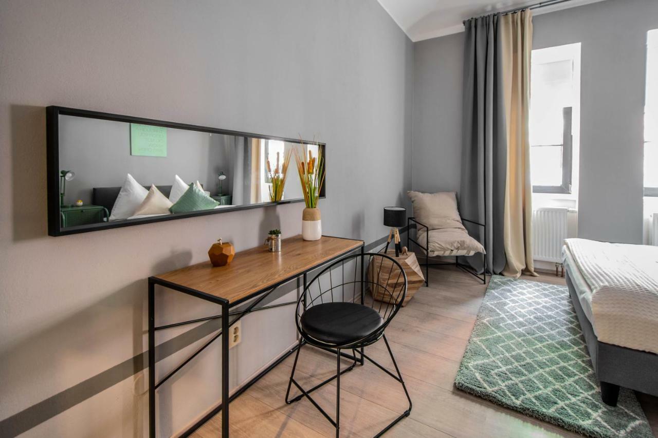 Stylish Apartments Close To Eden Garden プラハ エクステリア 写真
